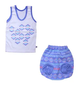 ست لباس کودک تاپ و شورت به آوران طرح  هندسی کد 04