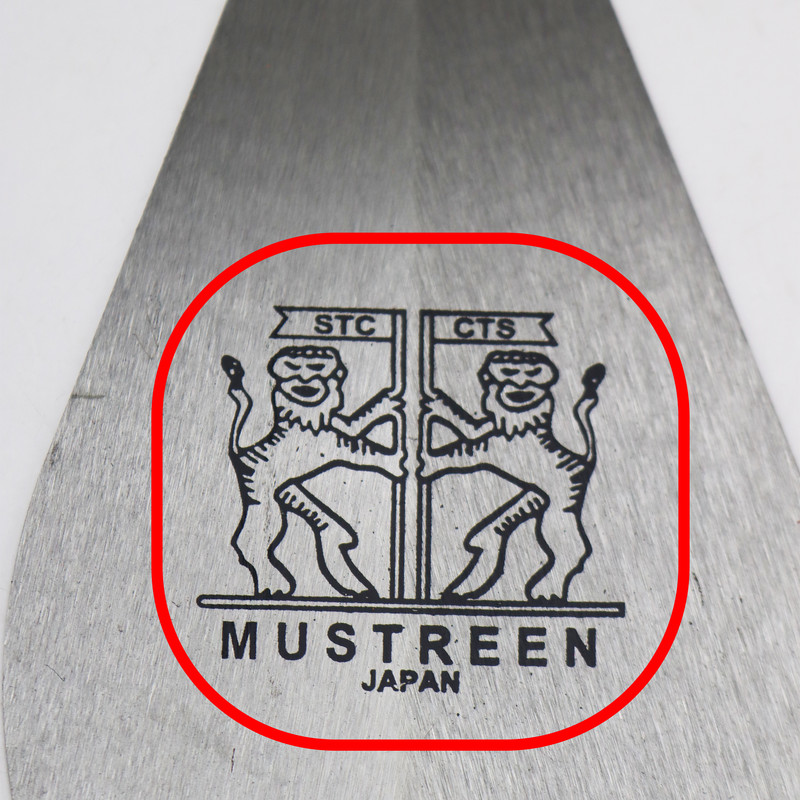 کمچه بنایی ماسترن مدل دسته چوبی کد YPB-JAPAN-22*10.5CM