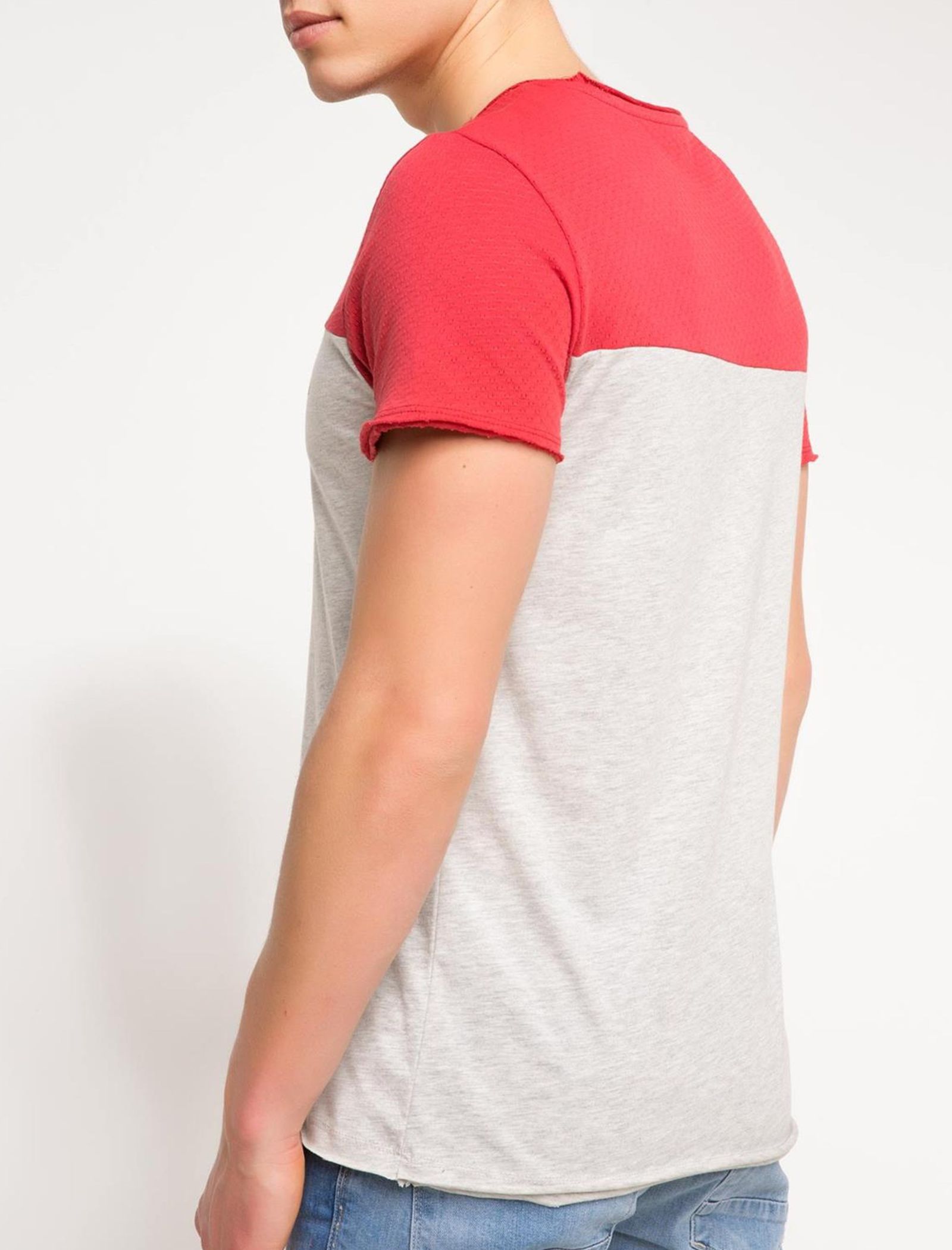 تی شرت نخی یقه گرد مردانه - دفکتو - طوسي ملانژ و قرمز - 3