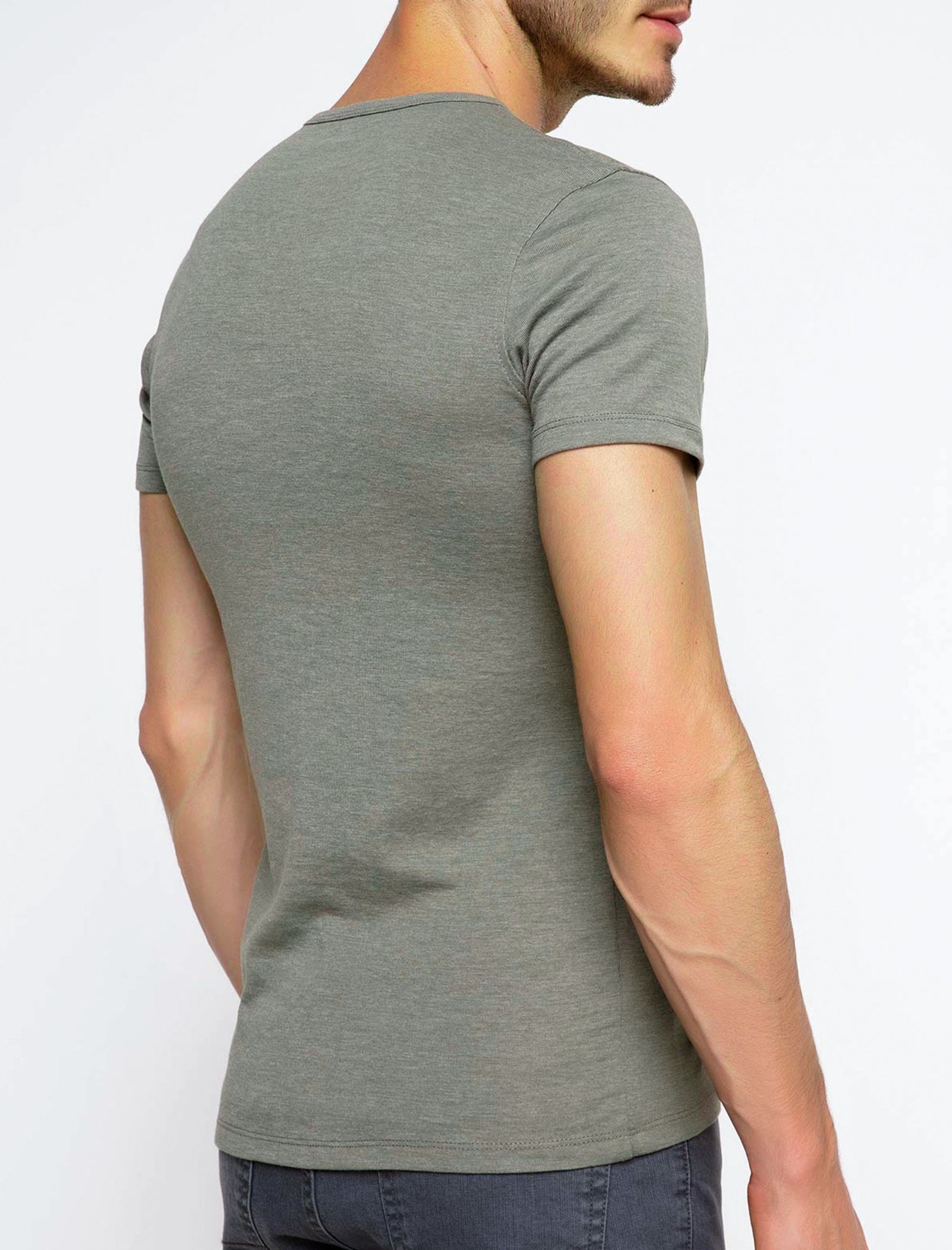 تی شرت یقه هفت مردانه - دفکتو - زيتوني - 3