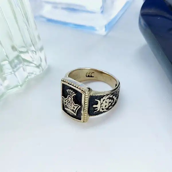 انگشتر مردانه مدل طلاروس تاج کد JW563