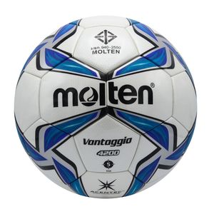 نقد و بررسی توپ فوتبال مولتن مدل 4200 توسط خریداران