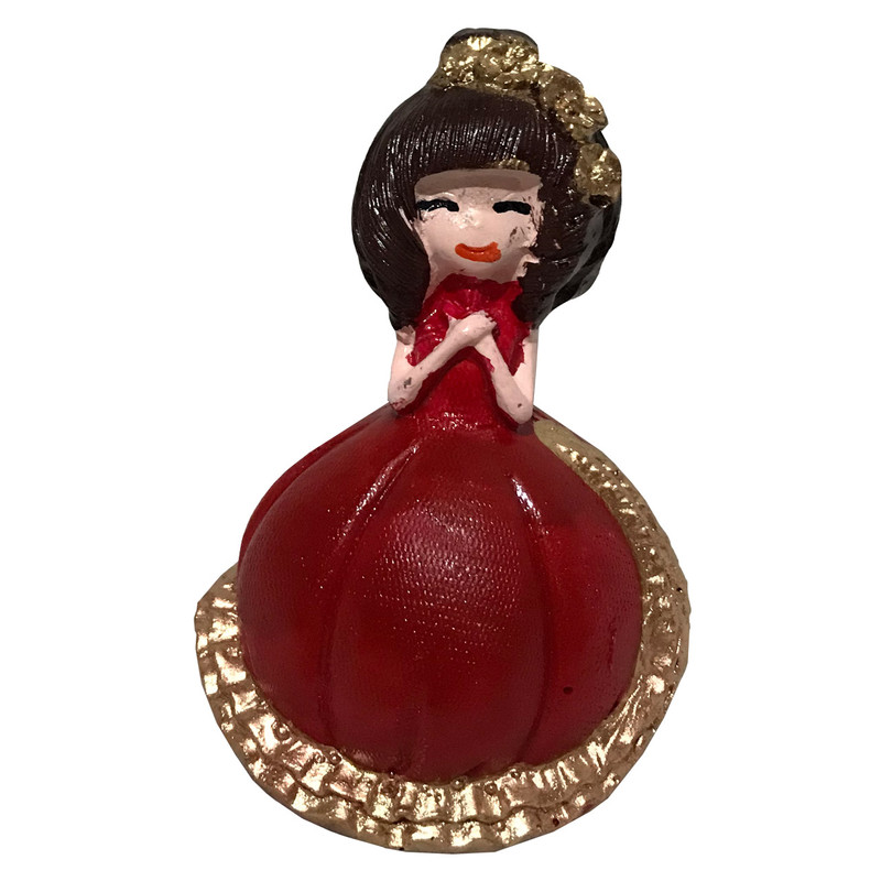 مجسمه طرح دختر مدل RM-6979