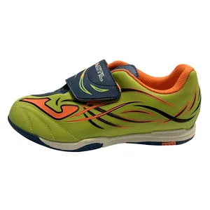 کفش فوتسال پسرانه جوما مدل TACTIL 611