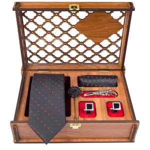 ست کراوات و دستمال جیب و دکمه سردست و گل کت مردانه جیان فرانکو روسی مدل GF-PA968RE-BK-BOX