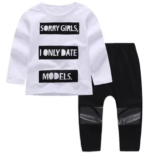 ست تیشرت و شلوار نوزاد کد  ۱۰۰۲۱