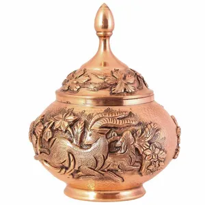 شکلا‌ت ‌خوری قلمزنی قهرمانی کد 165004 طرح گل و آهو برجسته