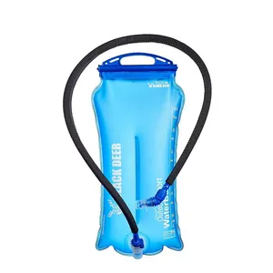 کمل بک مدل black deer گنجایش 3 لیتر