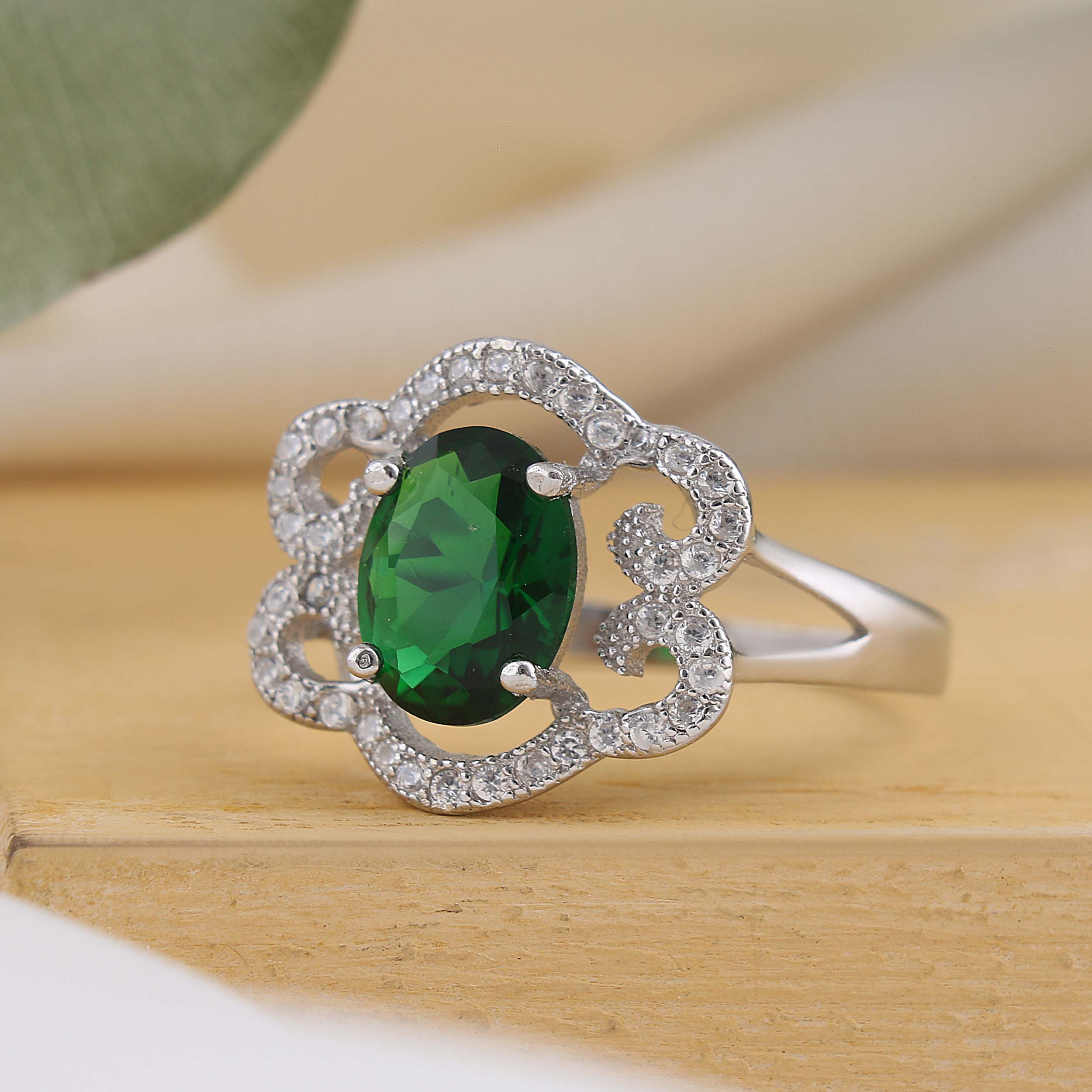 انگشتر نقره زنانه بازرگانی میلادی مدل سنگ عقیق نگین برلیان بدون ریزش آبکاری رادیوم کد AWR_1622