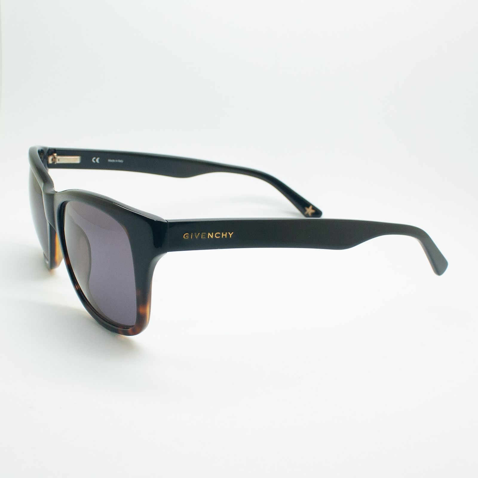 عینک آفتابی ژیوانشی مدل SGV 822 -  - 4