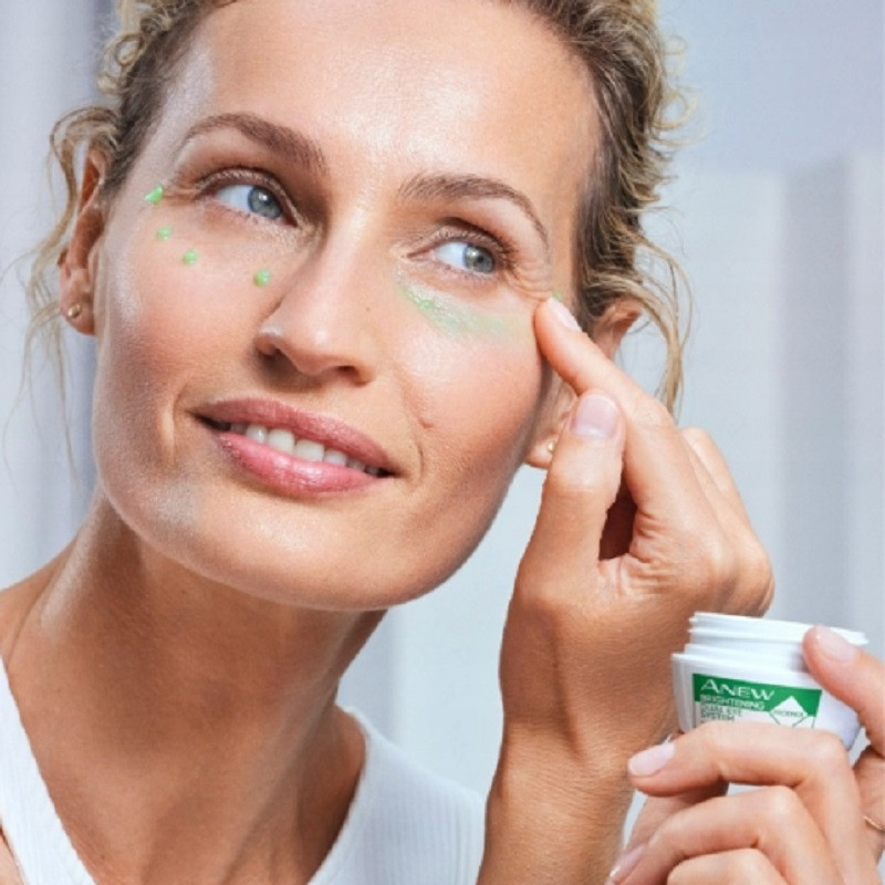 کرم دور چشم آون مدل Anew Brightening Dual حجم 20 میلی لیتر