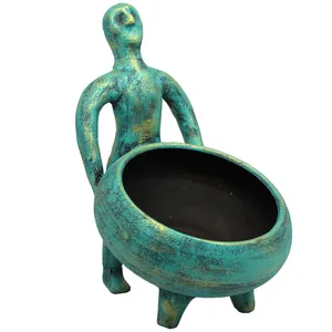 مجسمه سفالی گالری دست نگار طرح آدمک و کاسه