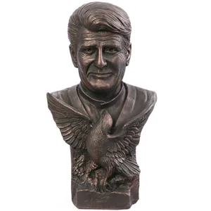 مجسمه تندیس و پیکره شهریار مدل تندیس استاد شجریان کد M440