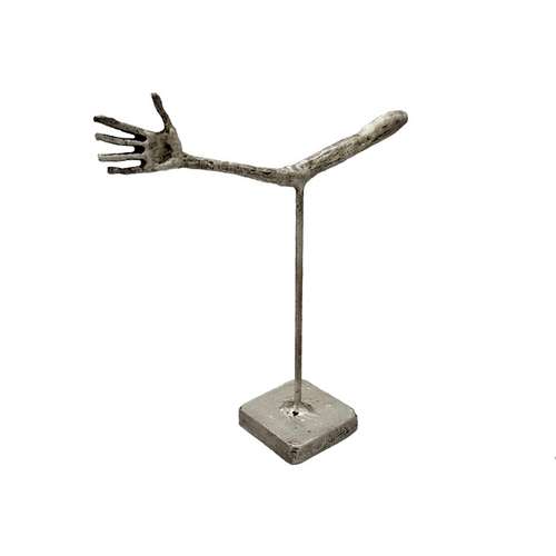 مجسمه فلزی طرح دست کد 04