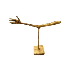 مجسمه فلزی طرح دست کد 04