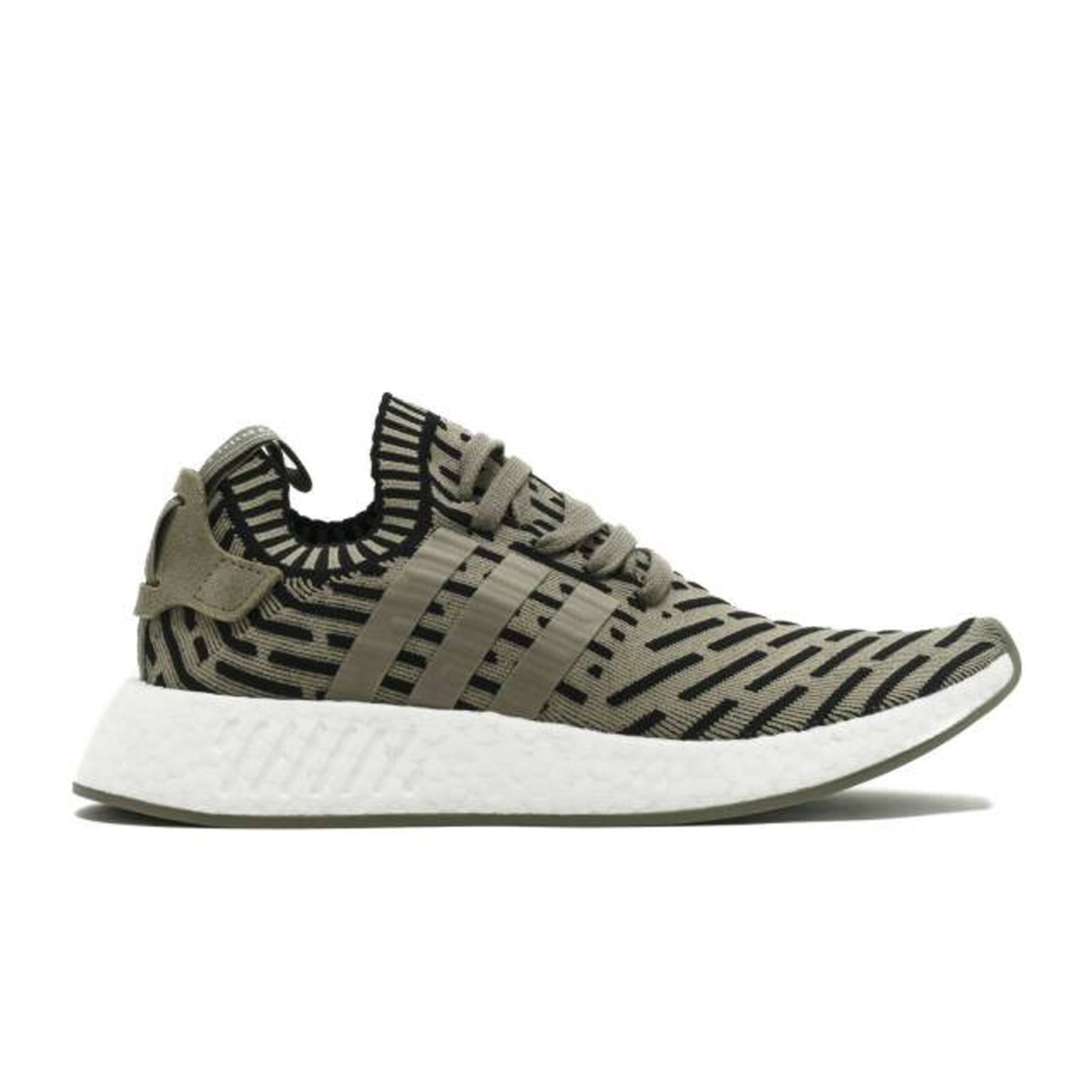 کفش مخصوص دویدن مردانه آدیداس سری NMD R2 Primeknit مدل BA7198