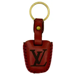 جاسوئیچی خودرو چرمینه اسپرت طرح LV کد 90012-LV