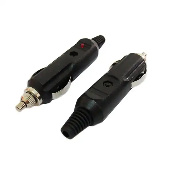 سوکت فندکی خودرو مدل ML1