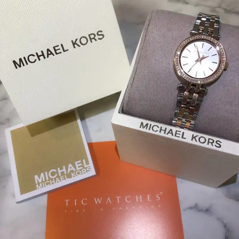 ساعت مچی عقربه ای زنانه مایکل کورس کد mk3298