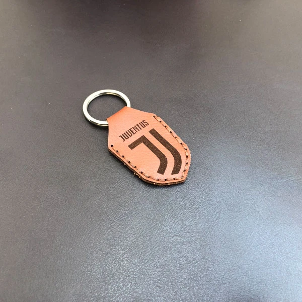 عکس شماره 6 : جاکلیدی طرح یوونتوس مدل lc-b18