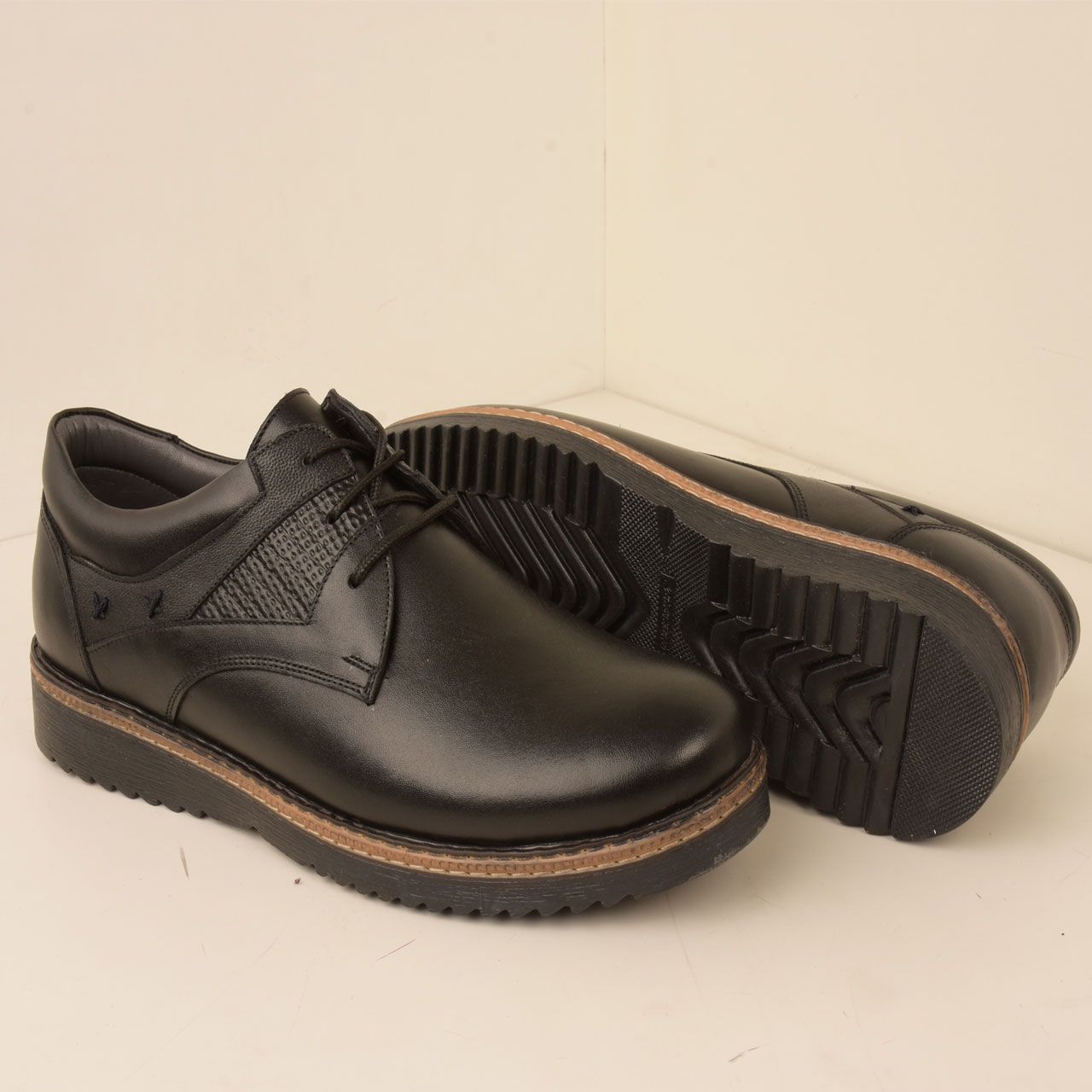  کفش روزمره مردانه پارینه چرم مدل SHO175 -  - 6