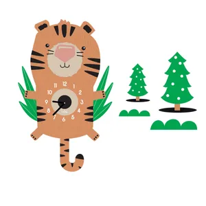 ساعت دیواری کودک پیکوتیک طرح شیر کد14