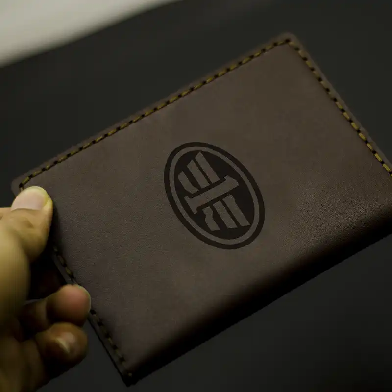 ست هدیه مردانه چرمینه اسپرت طرح بسترن بی 30 کد 45027