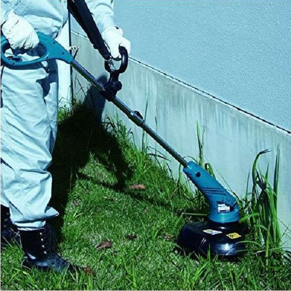 علف زن برقی ماکیتا مدل UR3000