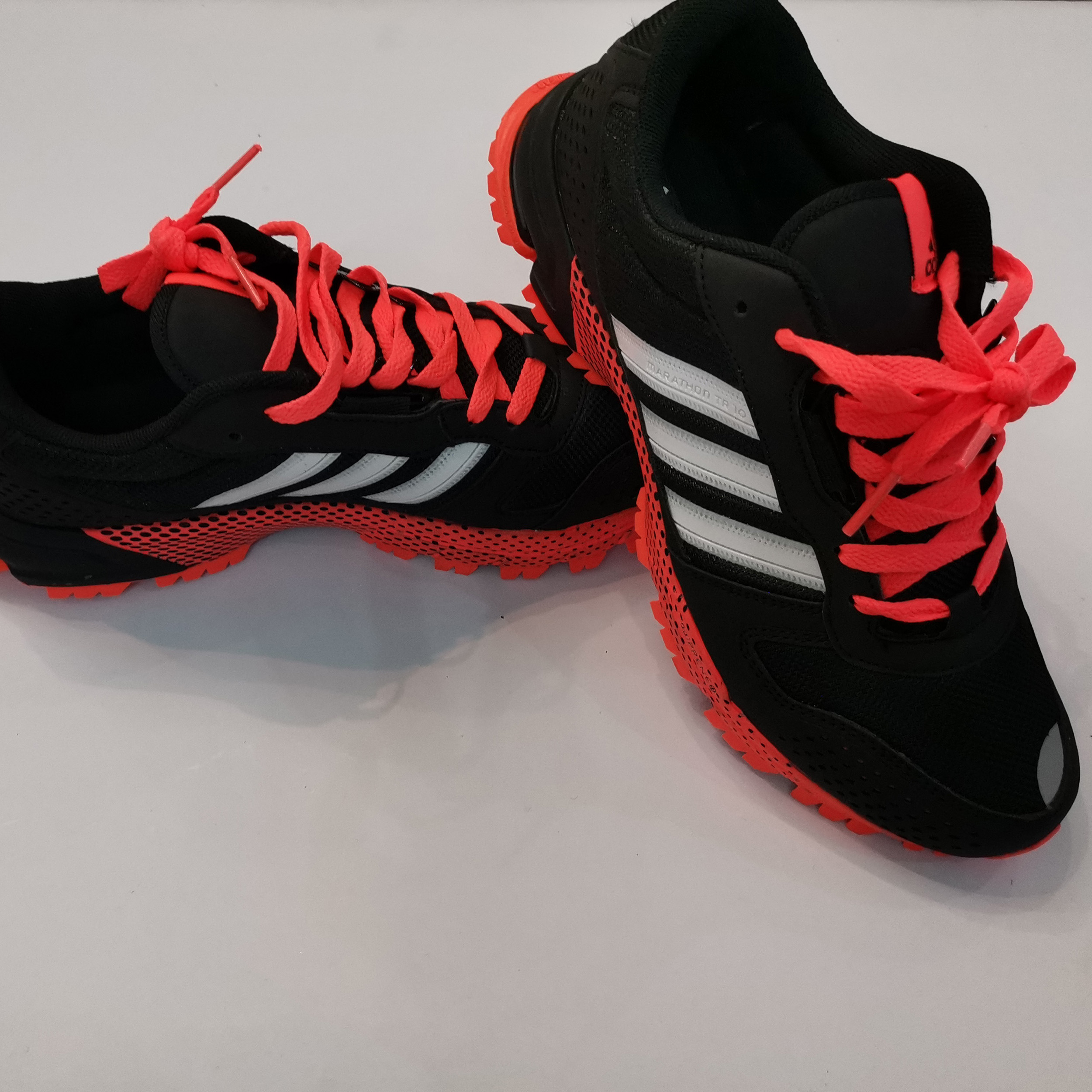 کفش مخصوص دویدن آدیداس مدل marathon کد G96901