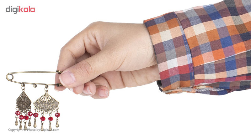 سنجاق سینه طرح بادبزن سنجاق سینه طرح بادبزن