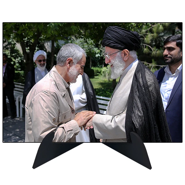 تابلو شاسی رومیزی طرح شهید سردار قاسم سلیمانی و رهبر مدل AG-219