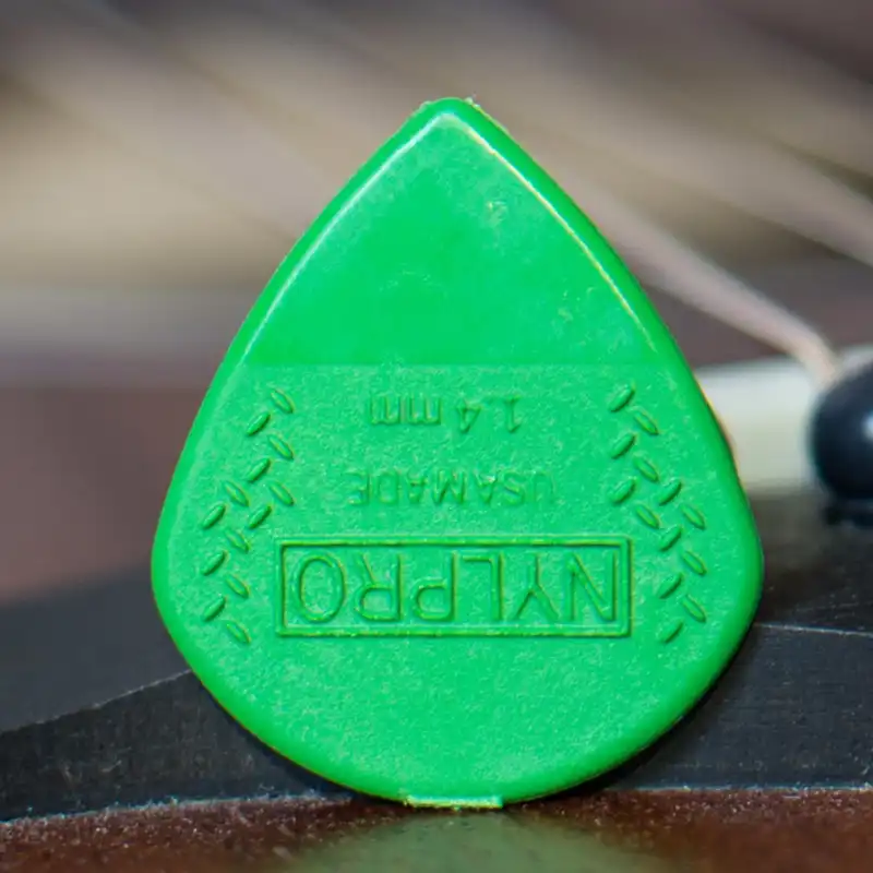 پیک گیتار داداریو مدل NYLPRO PLUS