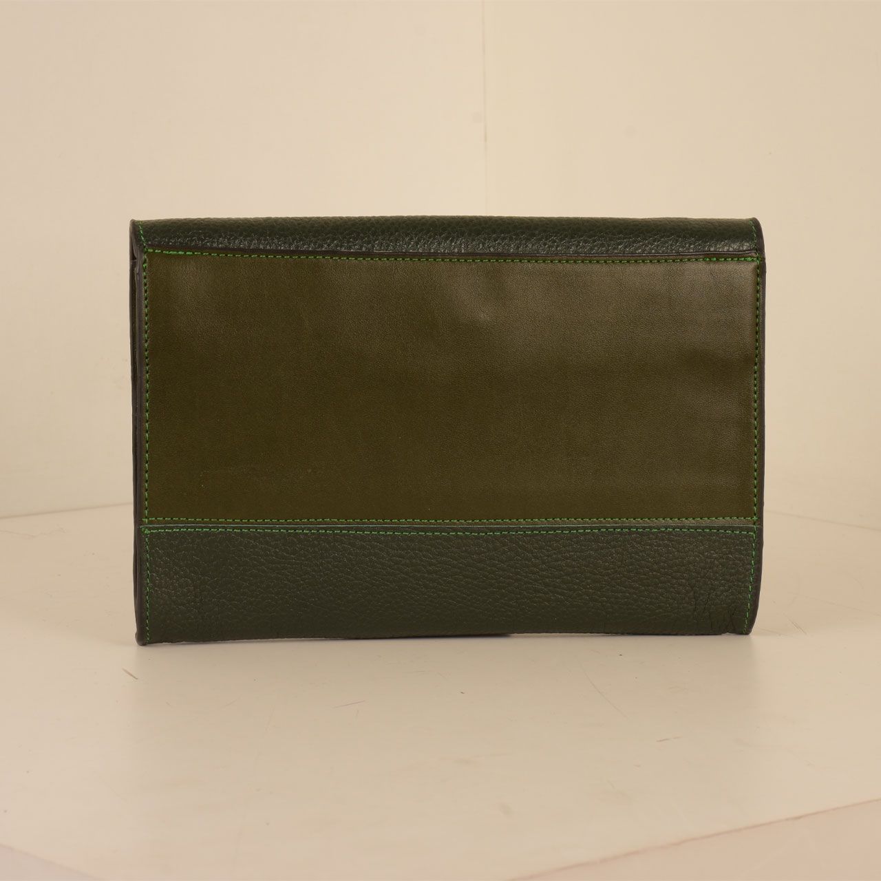 کیف دوشی زنانه پارینه چرم مدل PLV188-12-1510 -  - 47