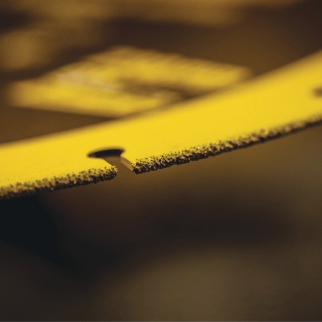 صفحه برش فلز دیوالت مدل DW8545