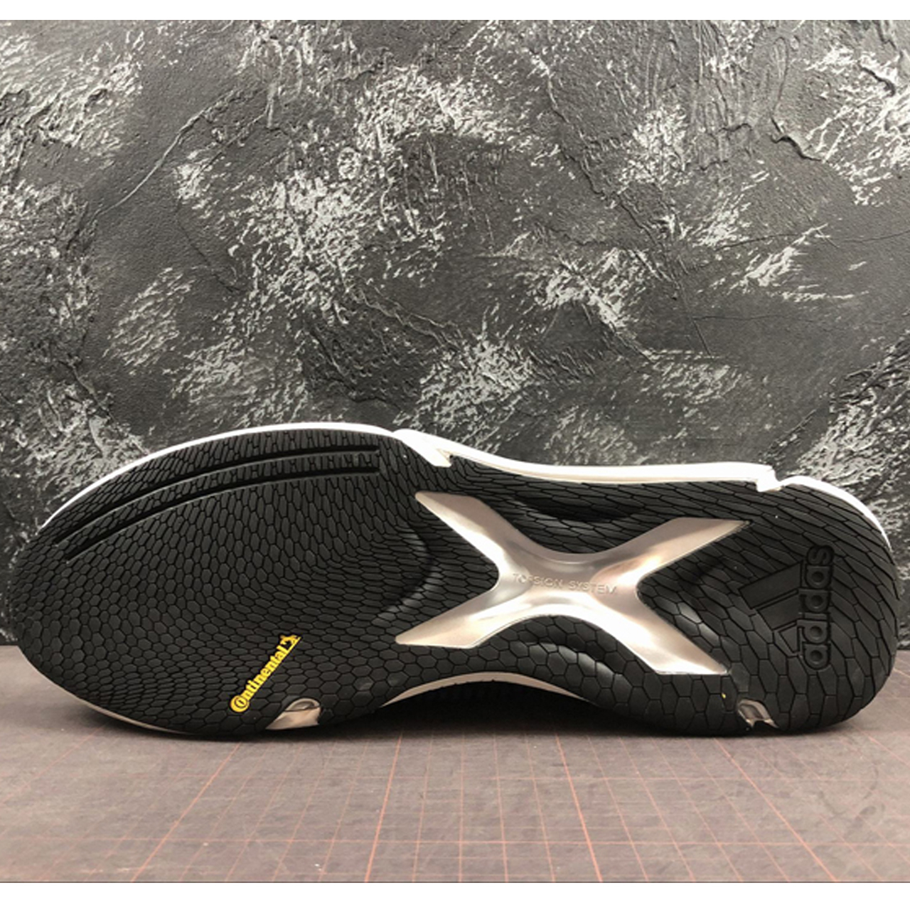  کفش مخصوص دویدن مردانه آدیداس مدل Alpha Bounce کد 654-987