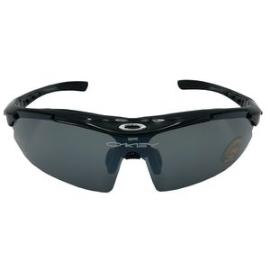نقد و بررسی عینک ورزشی مدل E20 توسط خریداران