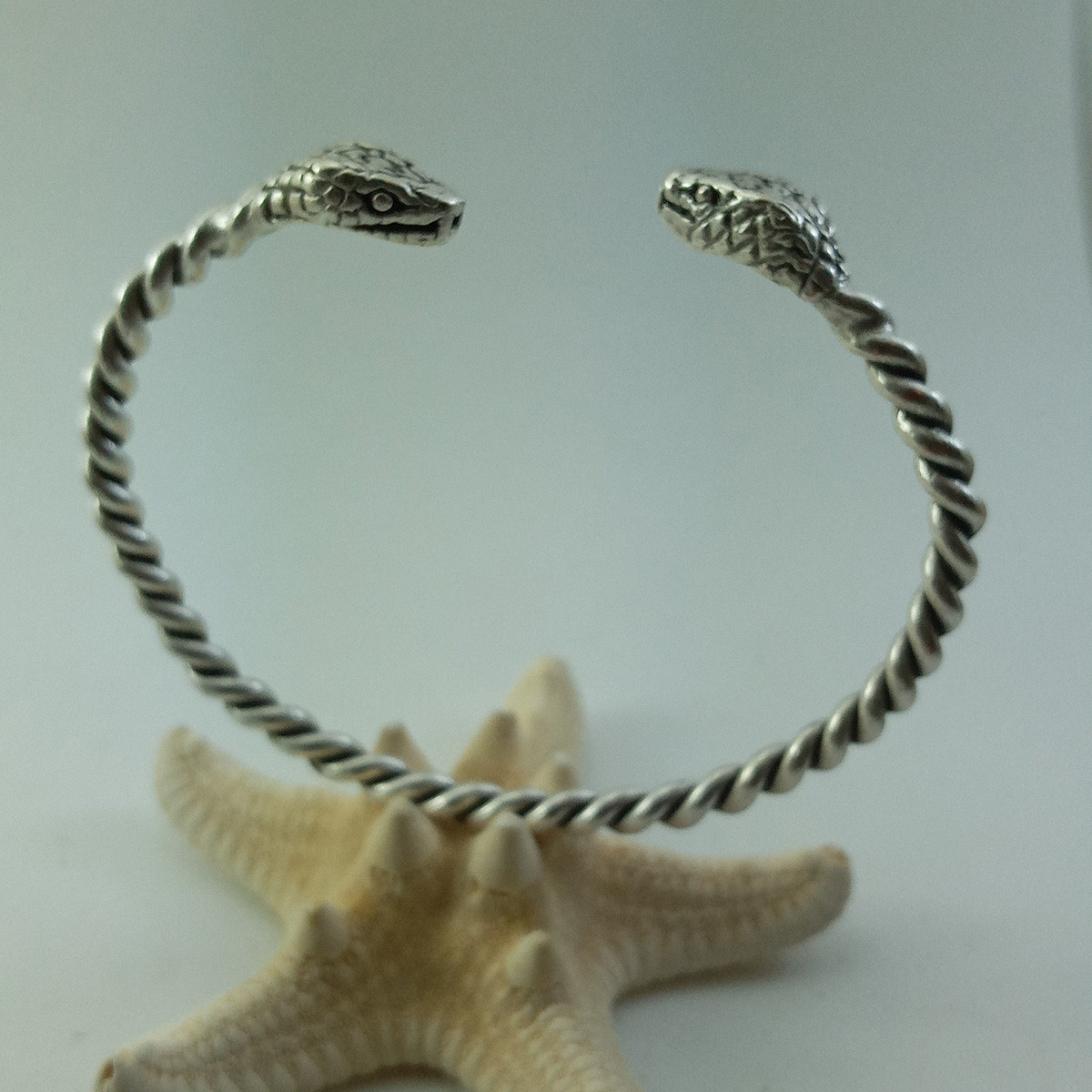 نیم ست مردانه طرح مار کد D&A-SN نیم ست مردانه طرح مار کد D&A-SN