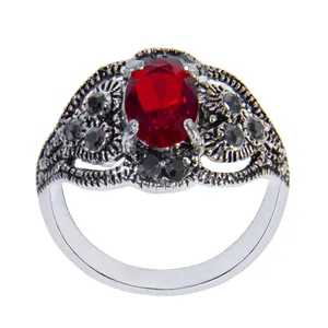  انگشتر نقره زنانه بازرگاني ميلادي  کد AW_102