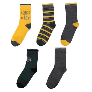 جوراب پسرانه ال سی وایکیکی کد 9W2698Z4 مجموعه 5 عددی