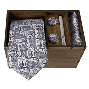 ست کراوات و دستمال جیب و دکمه سردست مردانه اکسون کد 351