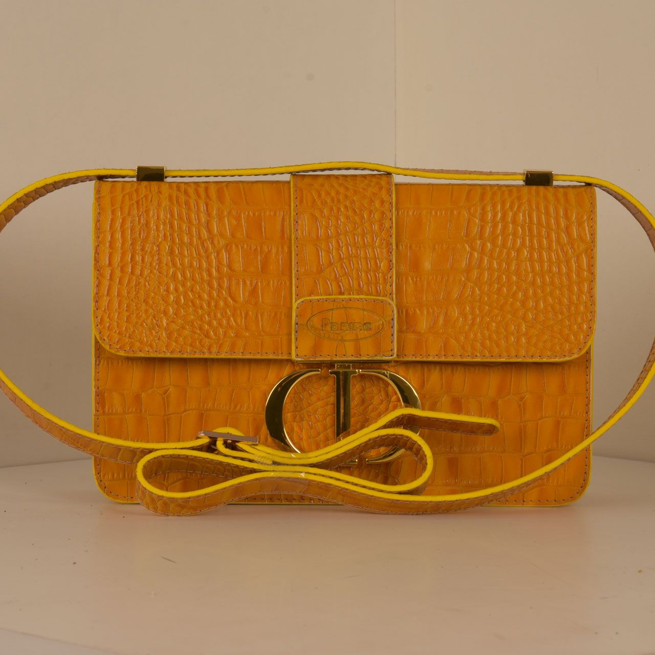 کیف دوشی زنانه کهن چرم کد v182 -  - 37