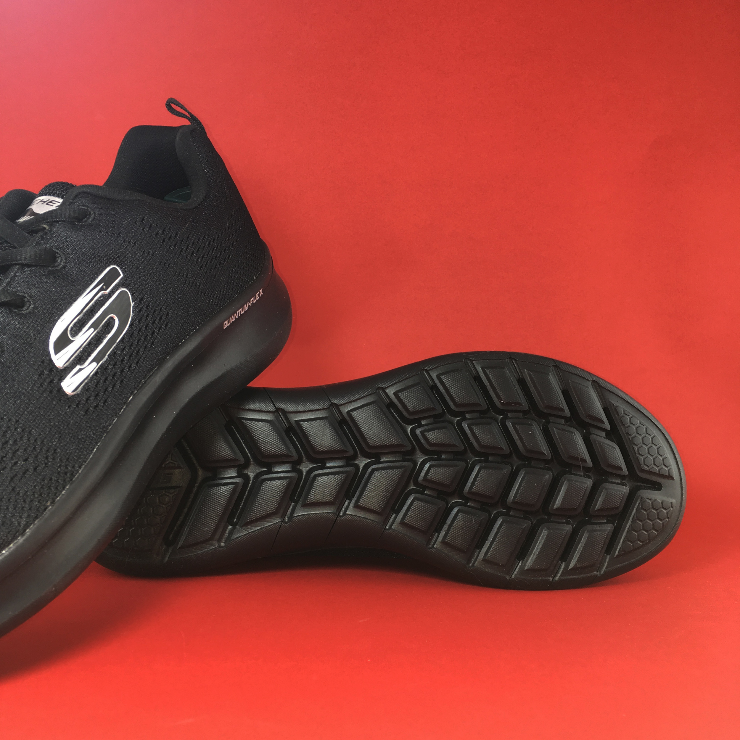 کفش مخصوص پیاده روی مردانه اسکچرز مدل RELAXED FIT کد A91