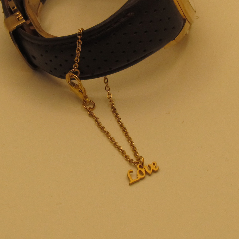 آویز ساعت زنانه طرح عشق کد love001