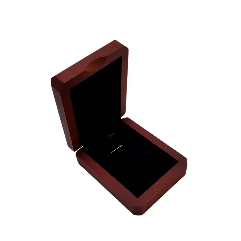 گردنبند طلا 18 عیار زنانه کد 05