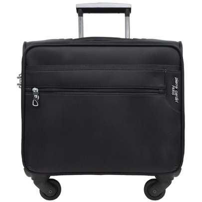 راهنمای خرید انواع محصولات برند پیرکاردین ( کفش ، کاپشن ، پراهن ، کیف ) و انواع آن با قیمت مناسب و ارزان