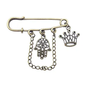 سنجاق سینه زنانه طرح تاج کد ROZ01