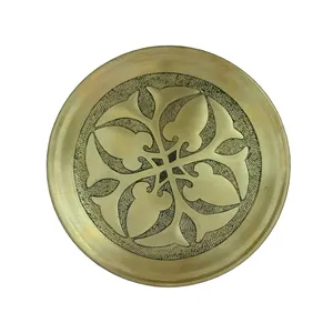 بشقاب قلمزنی مدل گل کد B-115