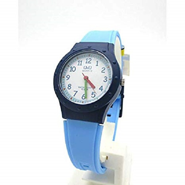 ساعت مچی عقربه ای پسرانه کیو اند کیو مدل VR75J003Y