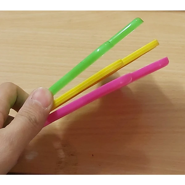 عکس شماره 3 : جغجغه طرح دست کد 01