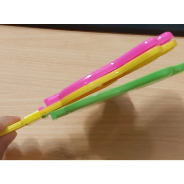 عکس شماره 4 : جغجغه طرح دست کد 01